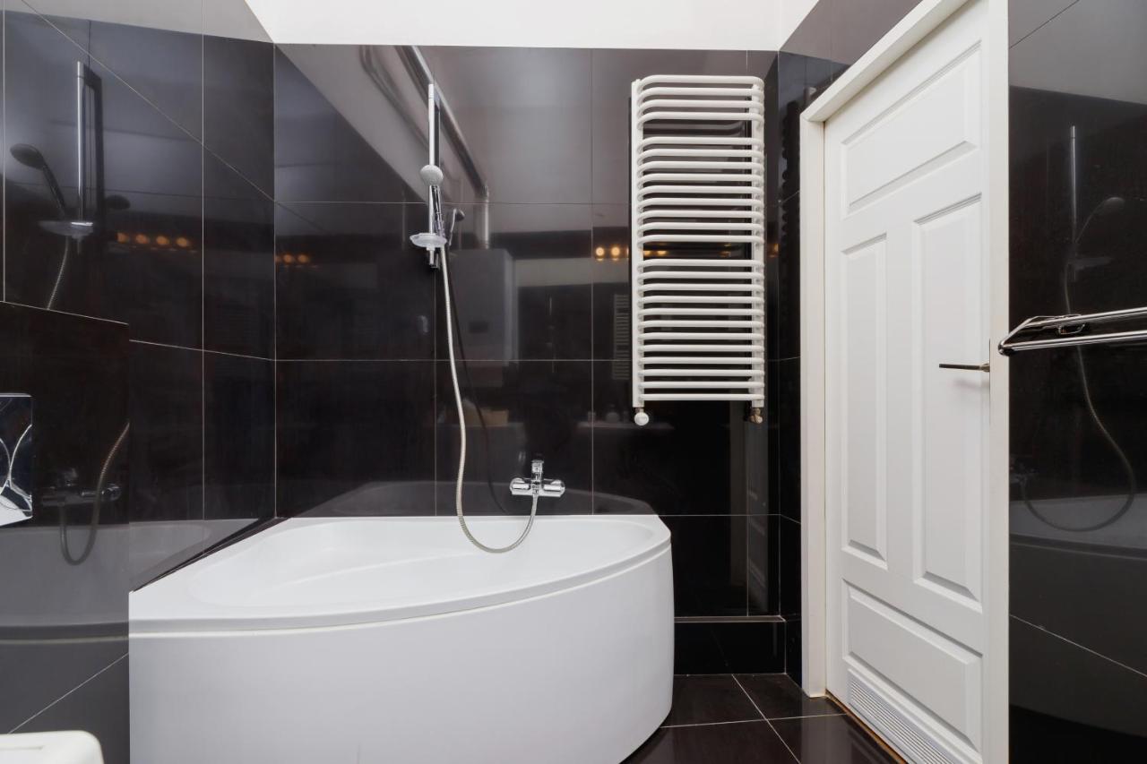 Apartment Pijarska Krakow By Noclegi Renters מראה חיצוני תמונה