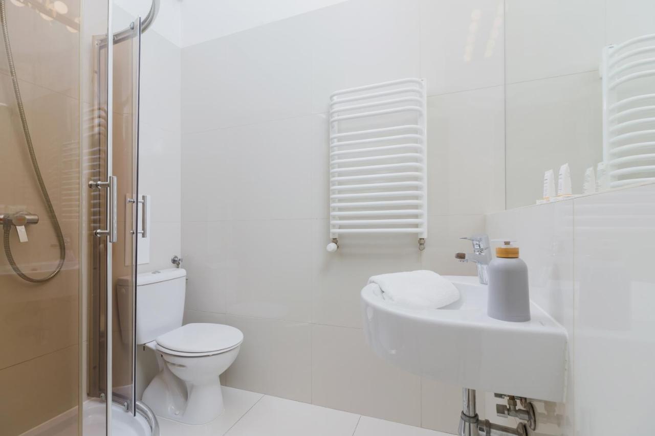 Apartment Pijarska Krakow By Noclegi Renters מראה חיצוני תמונה